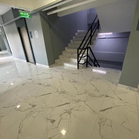 Prinn Hotel Rayong Esterno foto