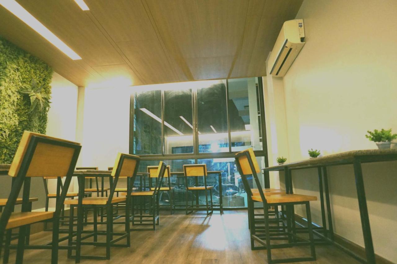 Prinn Hotel Rayong Esterno foto