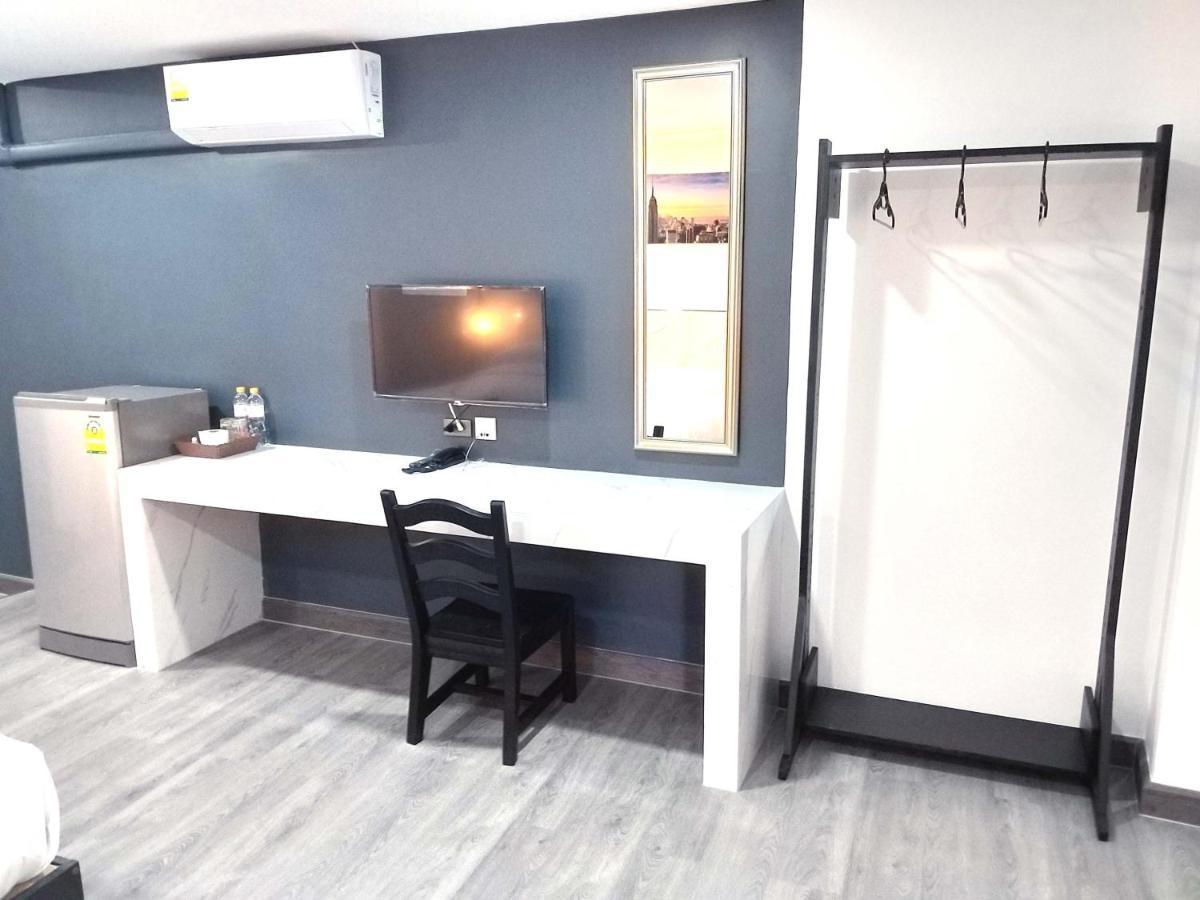 Prinn Hotel Rayong Esterno foto