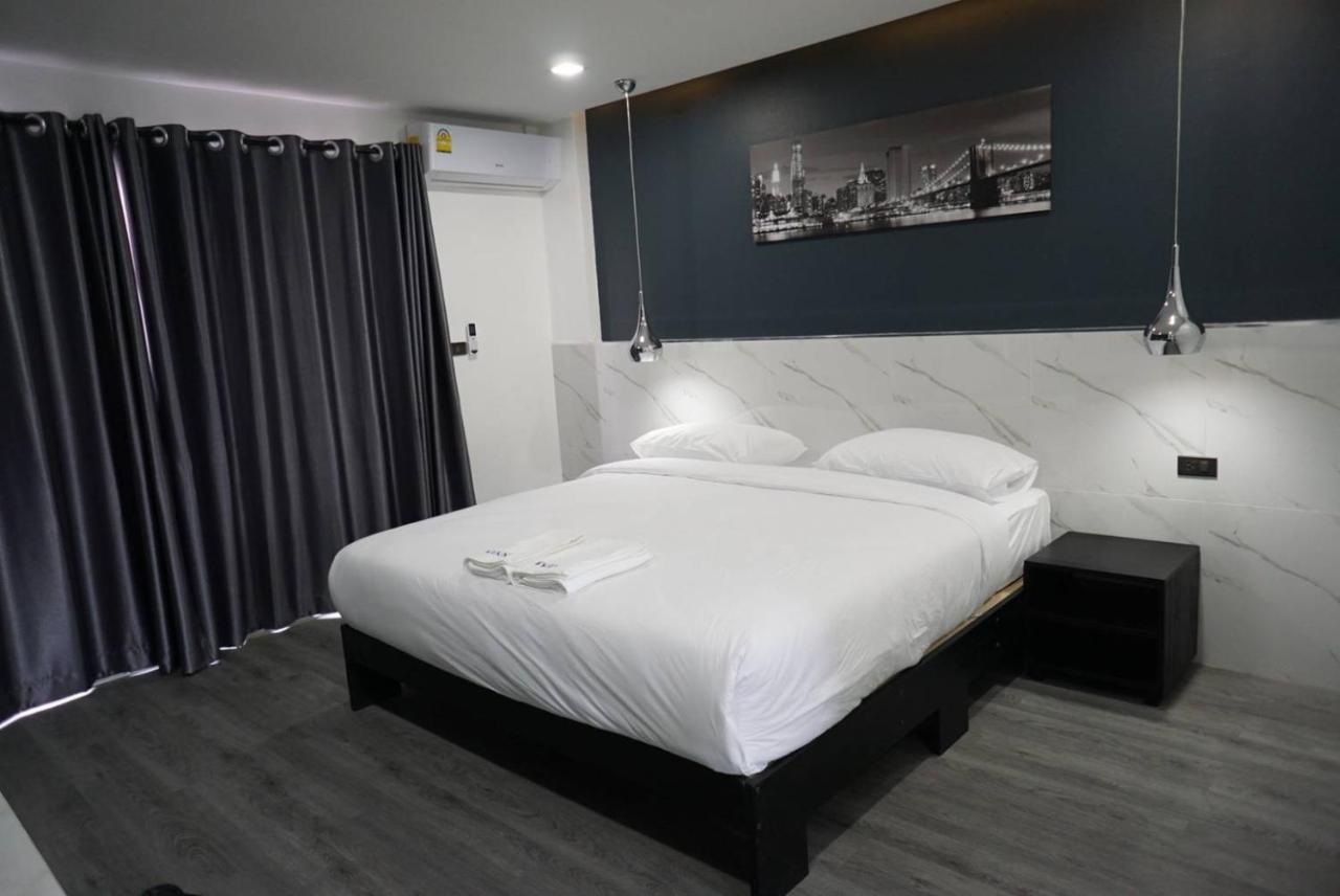 Prinn Hotel Rayong Esterno foto