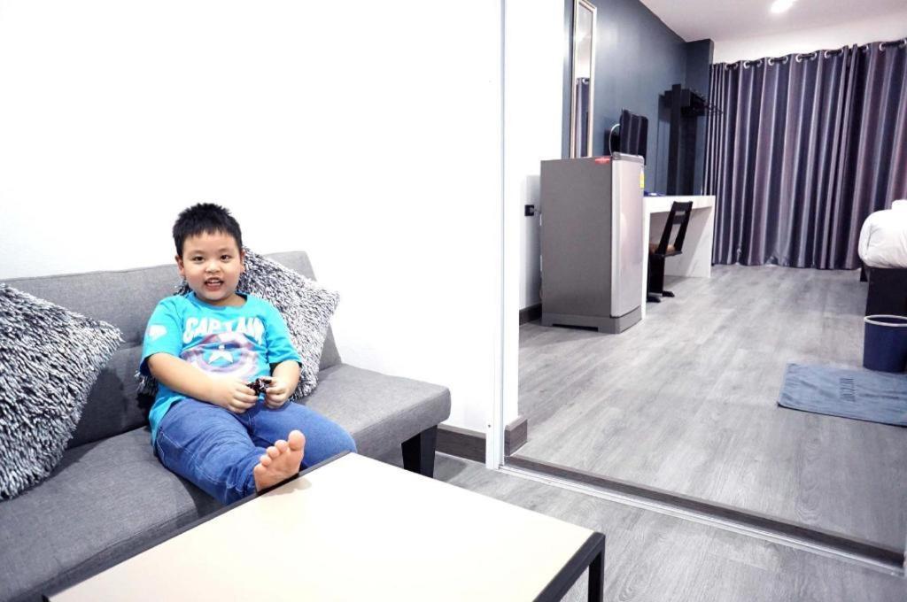 Prinn Hotel Rayong Esterno foto