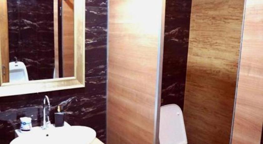Prinn Hotel Rayong Esterno foto