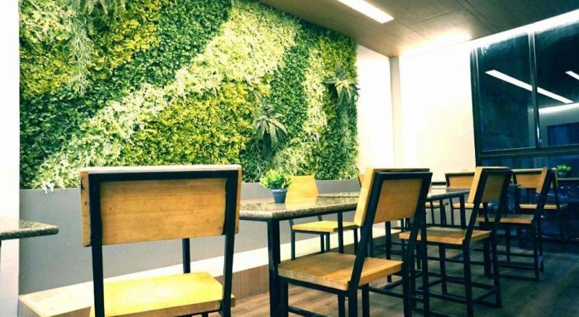 Prinn Hotel Rayong Esterno foto