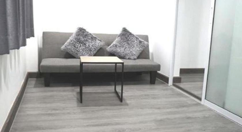 Prinn Hotel Rayong Esterno foto